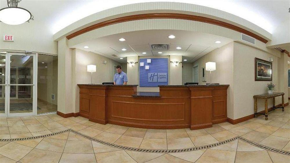 Holiday Inn Express & Suites Vermillion, An Ihg Hotel Luaran gambar