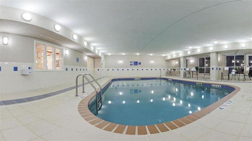 Holiday Inn Express & Suites Vermillion, An Ihg Hotel Luaran gambar