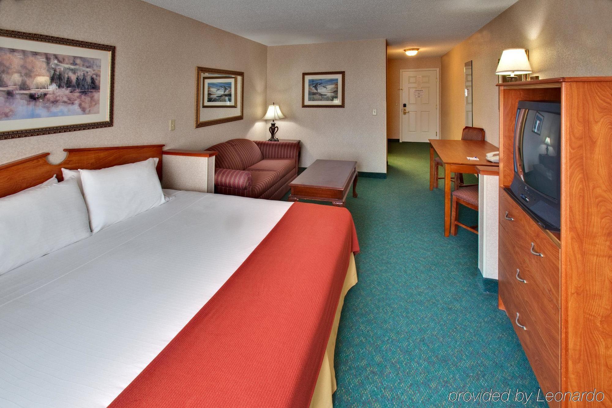 Holiday Inn Express & Suites Vermillion, An Ihg Hotel Bilik gambar