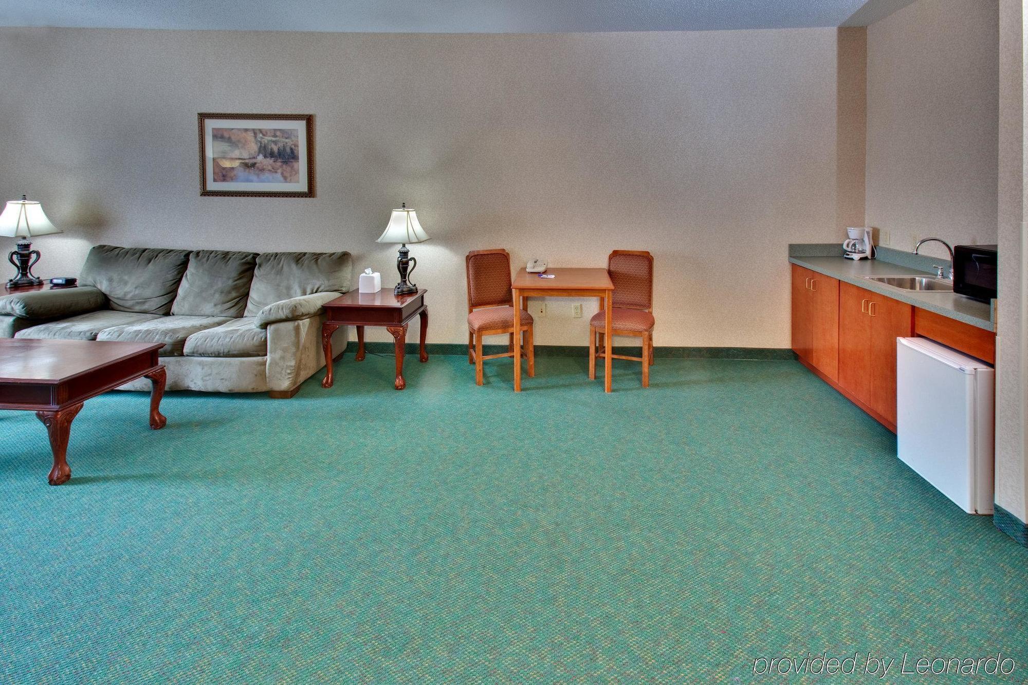 Holiday Inn Express & Suites Vermillion, An Ihg Hotel Bilik gambar