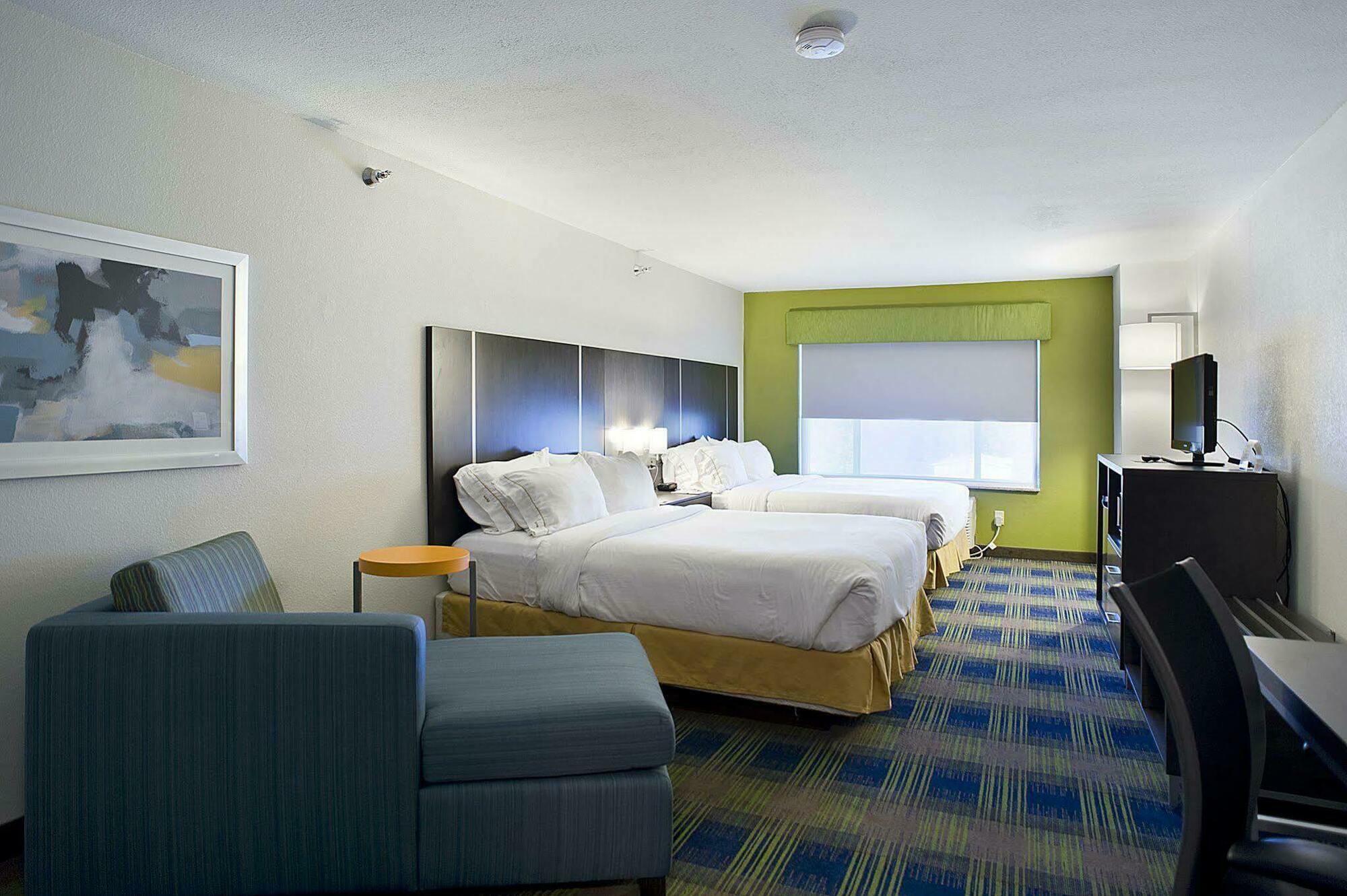 Holiday Inn Express & Suites Vermillion, An Ihg Hotel Luaran gambar