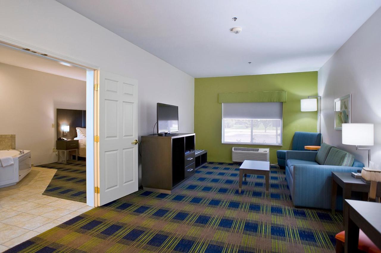 Holiday Inn Express & Suites Vermillion, An Ihg Hotel Luaran gambar