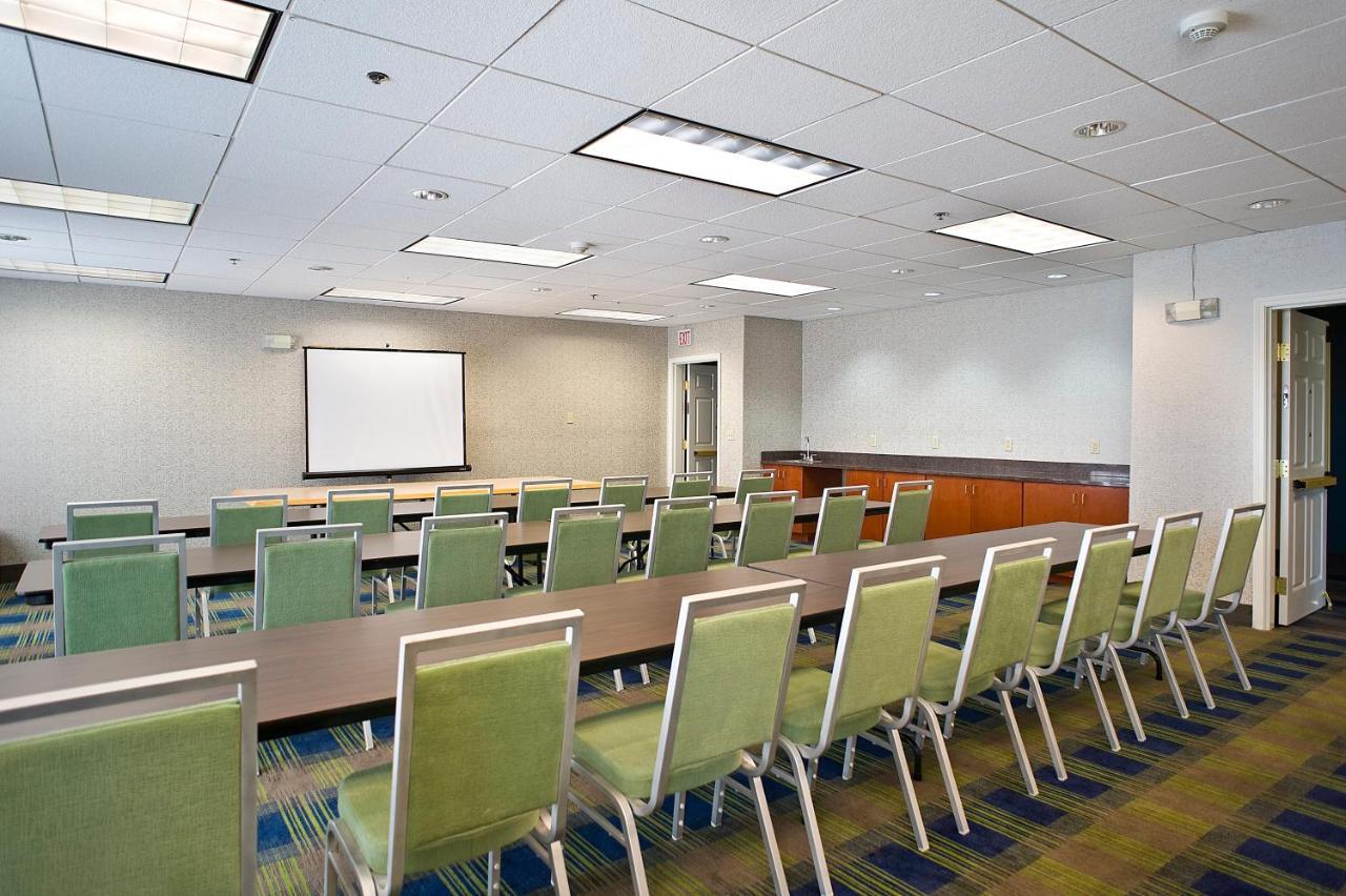 Holiday Inn Express & Suites Vermillion, An Ihg Hotel Luaran gambar