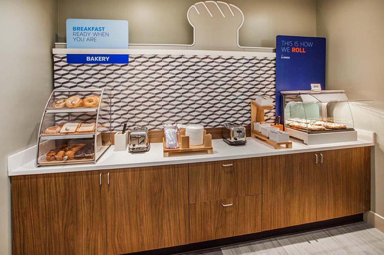 Holiday Inn Express & Suites Vermillion, An Ihg Hotel Luaran gambar